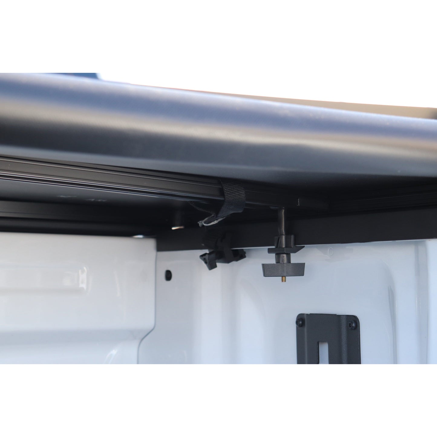 ENTHUZE| Soft Tri-Fold Tonneau Cover |ACTENT105