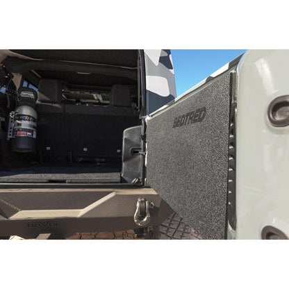 BedRug Jeep Tailgate Bedtred 76-86 Jeep CJ Tailgate Mat - Charcoal (BTCJTG) installed on Jeep tailgate.
