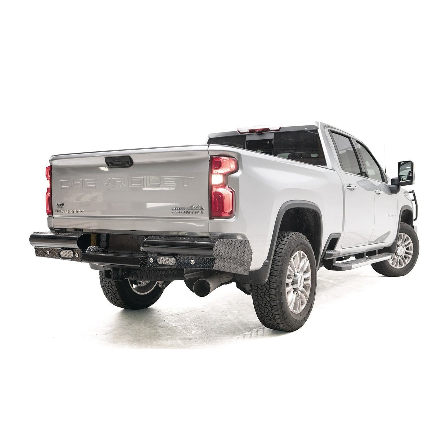 Fab Fours Black Steel Ranch Rear Bumper w/Steel Tread Plate l CH20-T4950-1