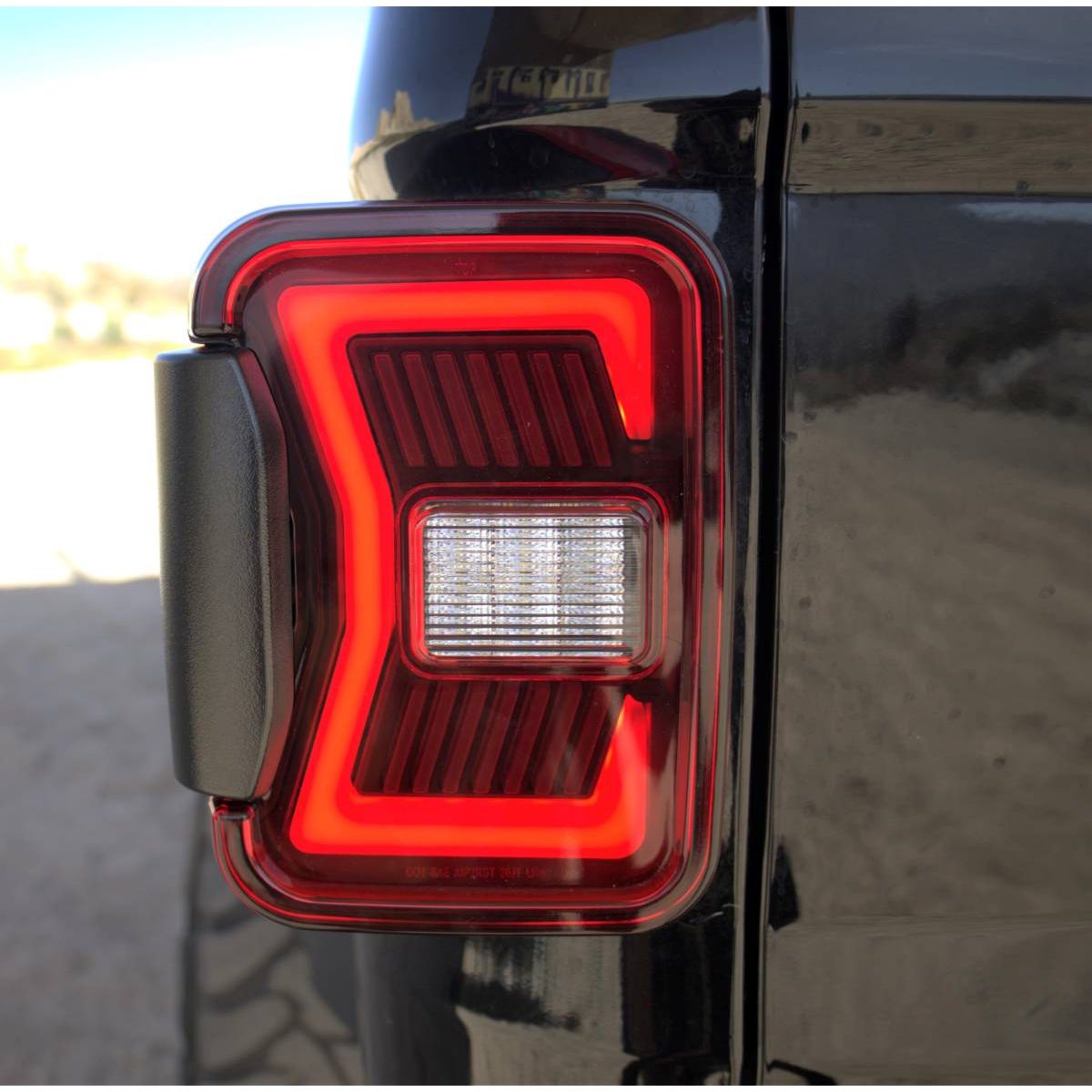 Winjet Renegade Jeep Gladiator 2020-2026 Sequential LED Tail Lights | Select Color |