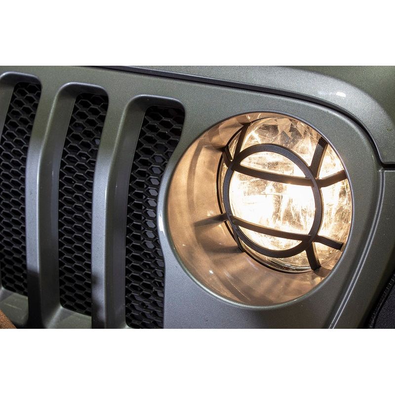 FISHBONE OFFROAD | 2018 - Present Jeep Jl Headlight Guards | FB21120