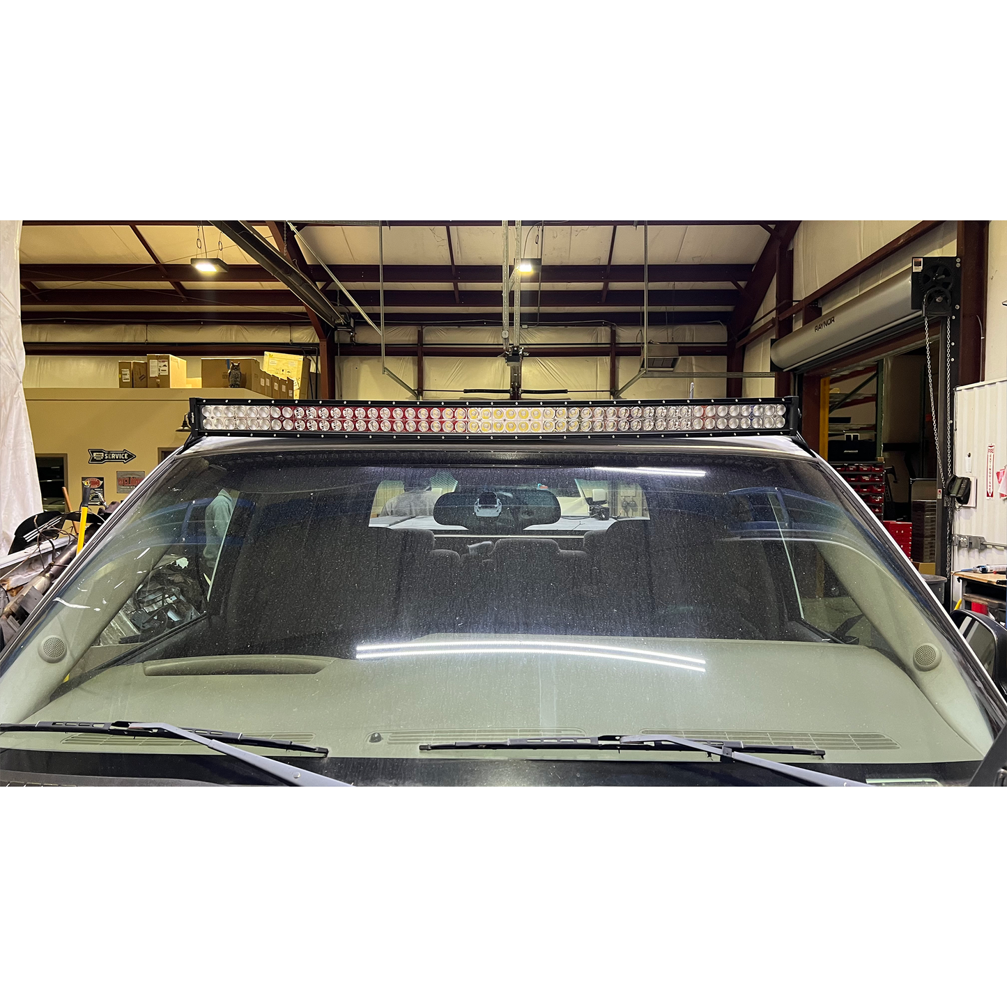FISHBONE OFFROAD | 99-06 Silverado/Tahoe/Suburban/Sierra/Yukon/Avalanche Roof Mounted Lightbar Brkt For 50In Light Bar | FB21354