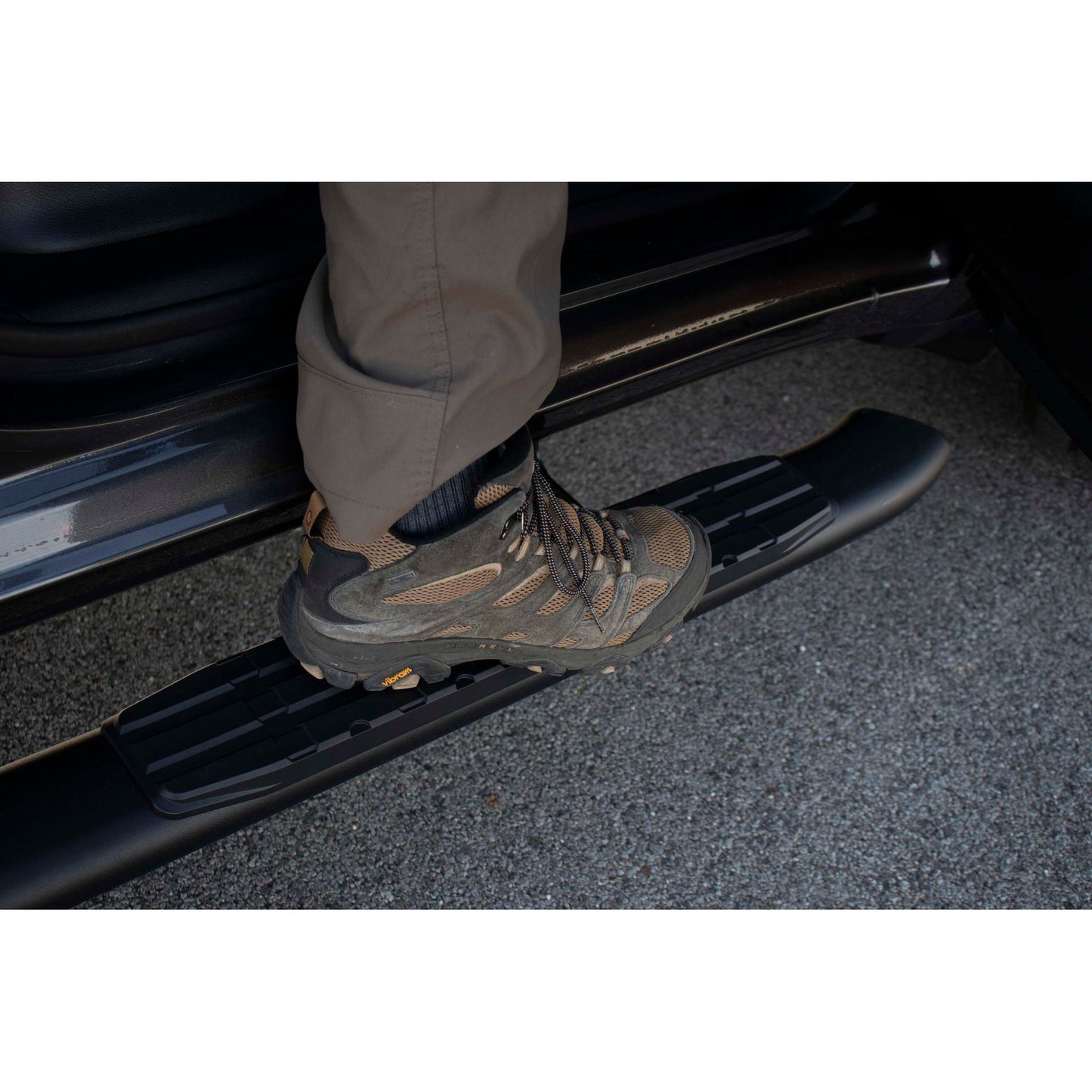 FISHBONE OFFROAD | 19-C Ram 1500 Quad Cab Oval Side Step Txt Powder Coat Black Pair | FB21374
