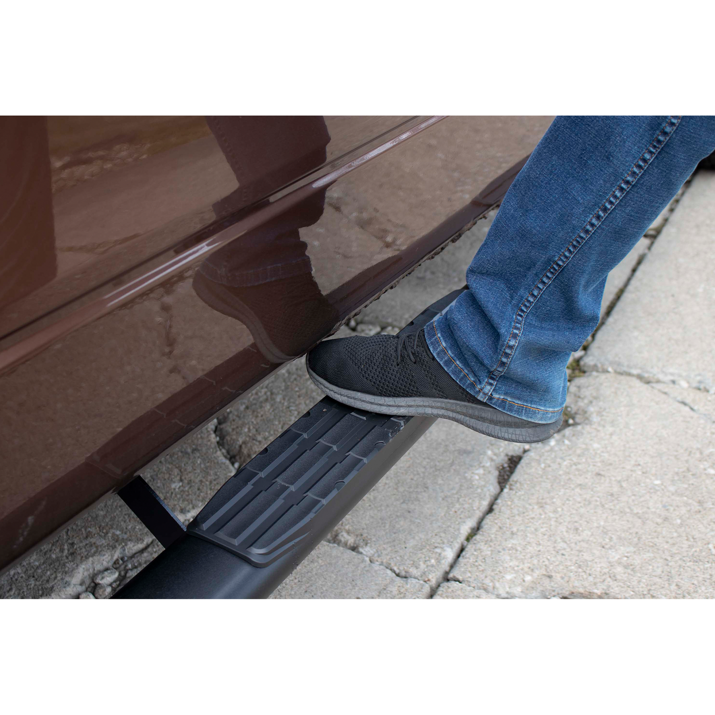 FISHBONE OFFROAD | 09-14 F150 Extended Cab Oval Side Step Txt Powder Coat Black Pair | FB21377