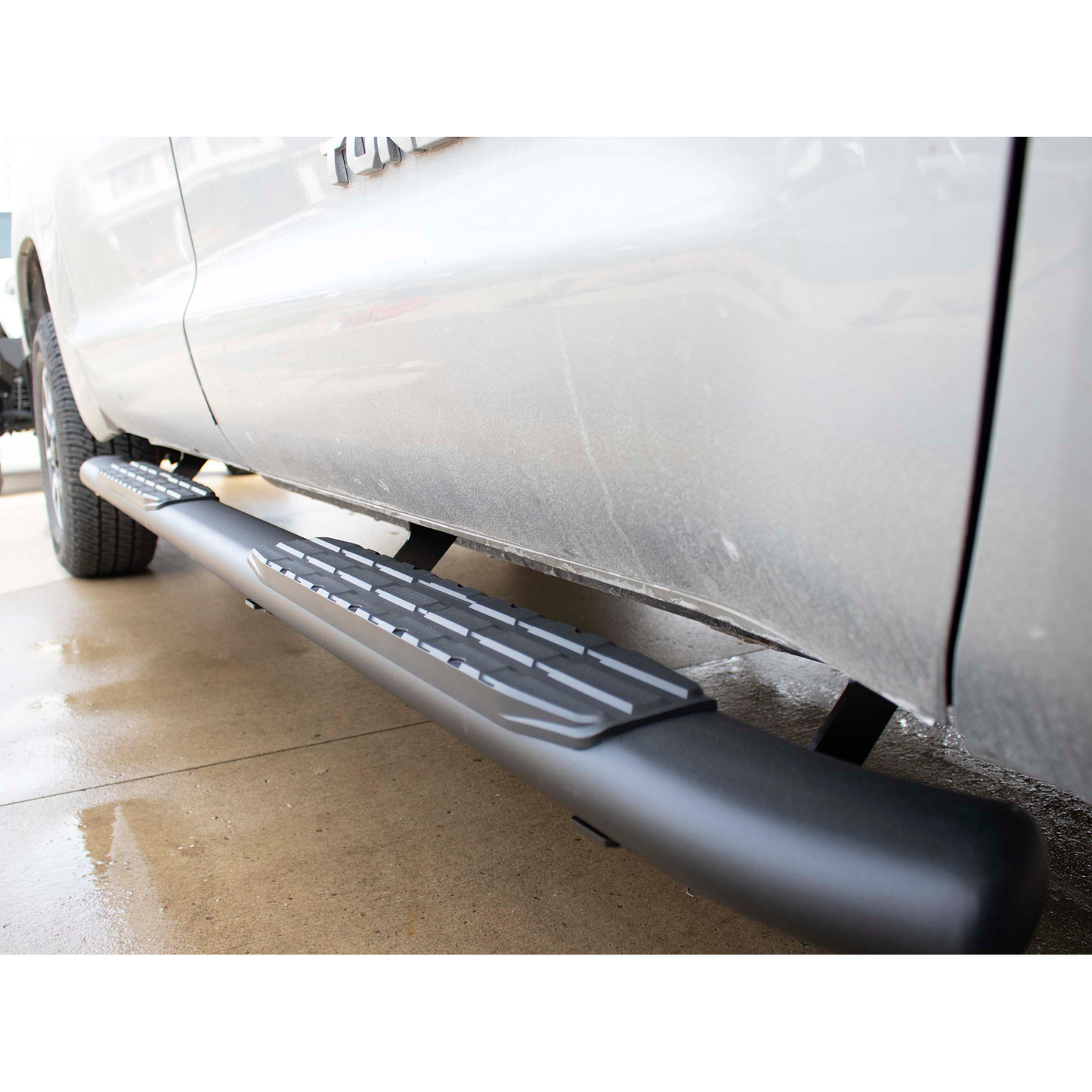 FISHBONE OFFROAD | 07-21 Tundra Crew Cab Oval Side Step Txt Powder Coat Black Pair | FB21387
