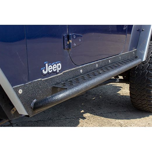 FISHBONE OFFROAD | 04-06 Wrangler Unlimited Rock Slider With Built In Tube Step Black Textured Powder Coat 3/16In Steel | FB23085