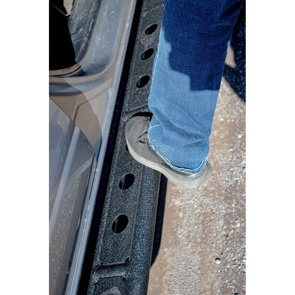 FISHBONE OFFROAD | 22-C Bronco (4 Doors) Step Sliders Black Textured Steel | FB23349