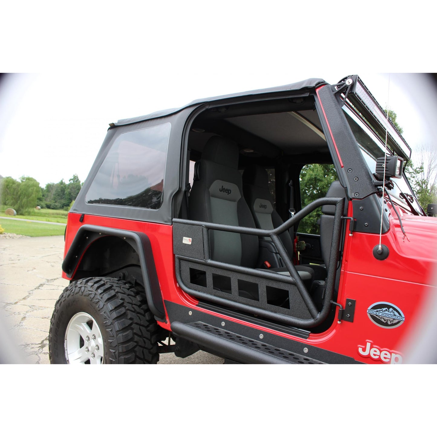 FISHBONE OFFROAD | 97-06 Wrangler Front Tube Doors Black Textured Powder Coat 1.25In Steel | FB24077