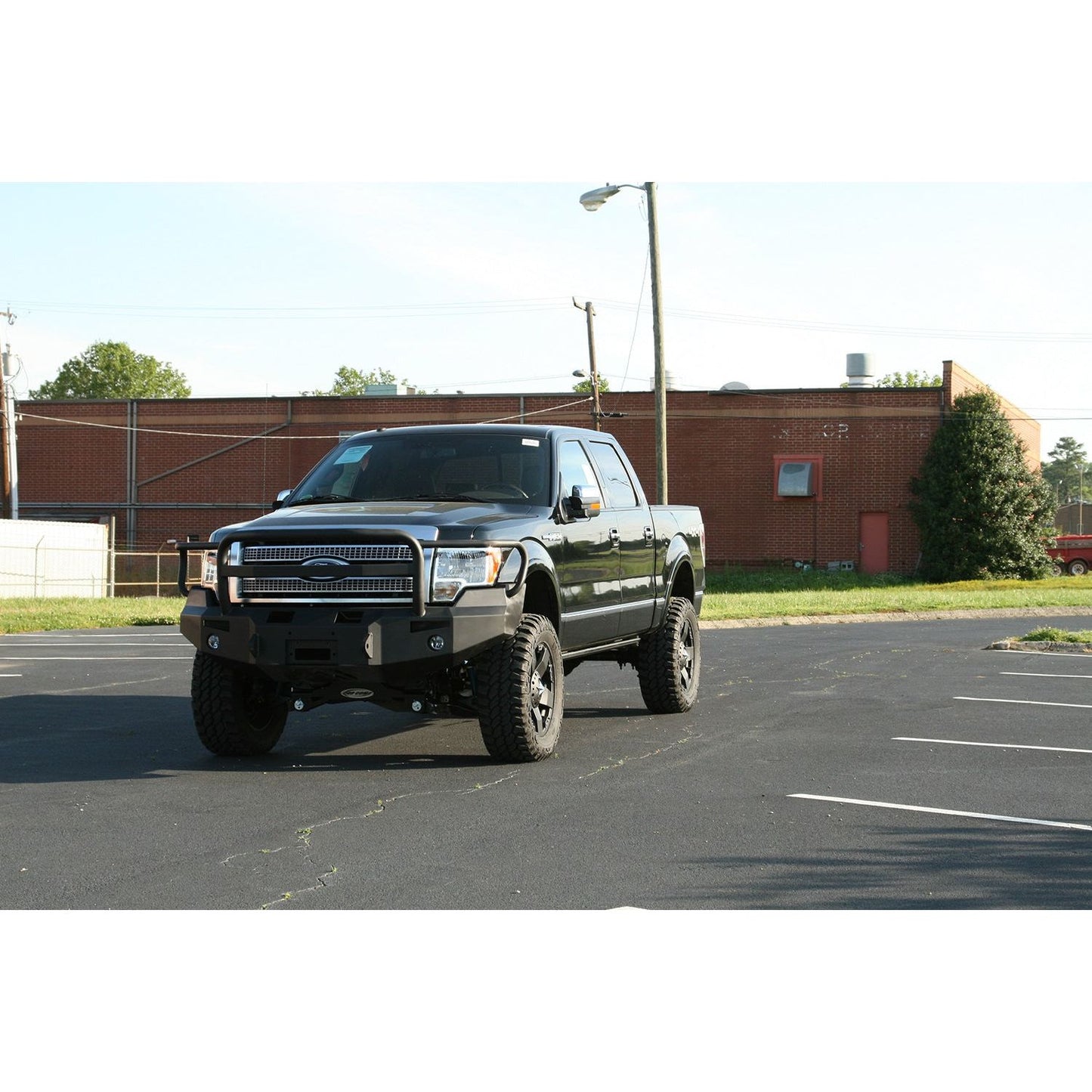 Fab Fours Premium Heavy Duty Winch Front Bumper 2 Stage Black Powder Coated w/Full Grill Guard Incl. 1 in. D-Ring Mounts/Light Cut-Outs w/Hella 90mm Fog Lamps And 60mm Turn Signals l FF09-H1950-1