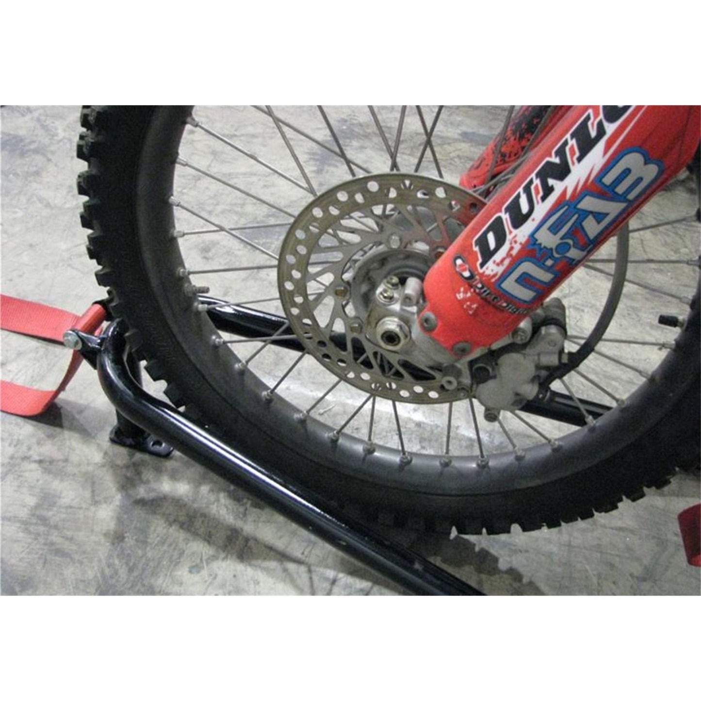 N-Fab | Gloss Black Bed Mounted Tire Carrier w/Black Strap | BM1TCBK