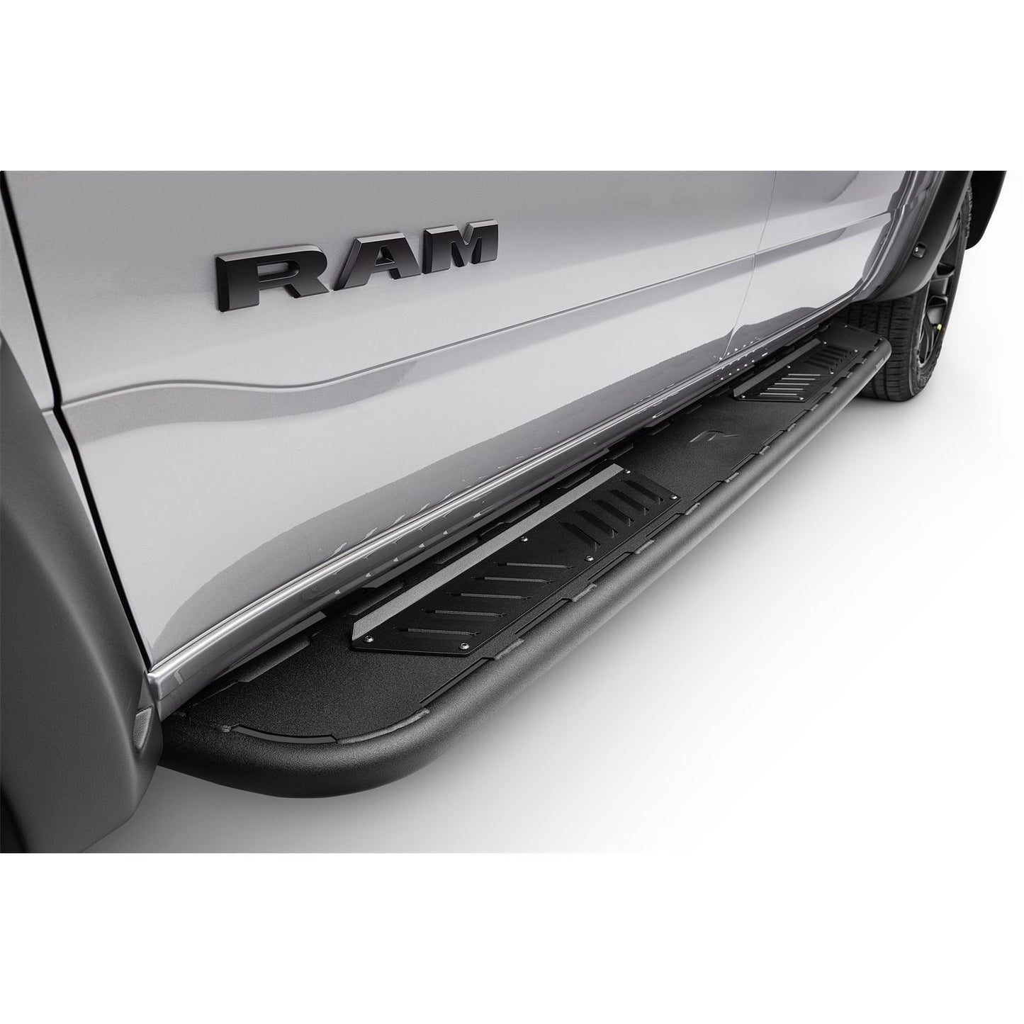 N-Fab | Roan-Cb Ln (2 Steps)-15.5-18 (19-24 Clsc)Ram1500/20-24 2500/3500 Crew TX Blk | NBD15CC-TX