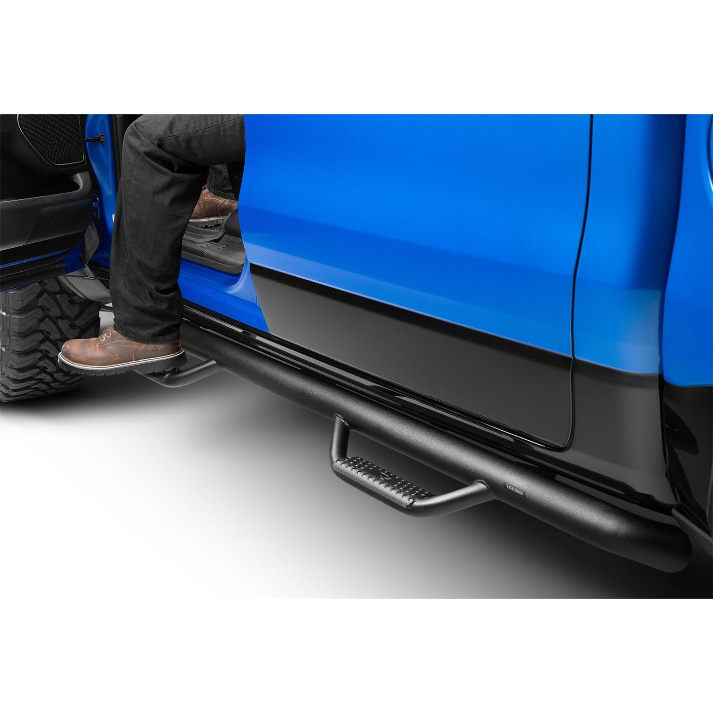 N-Fab | Nerf Step-Cab Len (2 Stps)-19-24 Ram 2500/3500/4500/5500 Crew-TX Blk | D2080CC-TX
