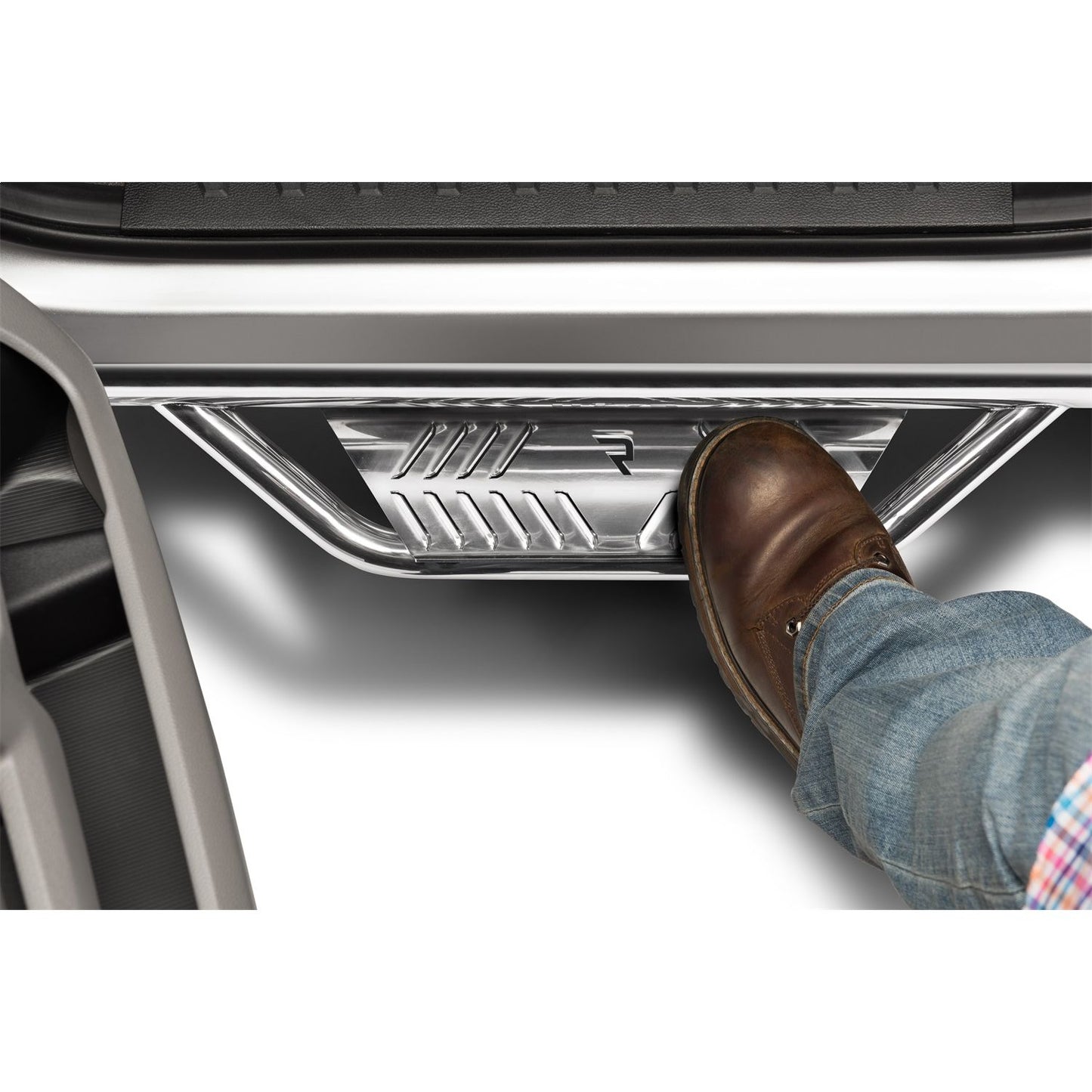 N-Fab | Podium SS-Cab Len (2 Steps)-15-16 Silv/Sierra HD Crew-17-19 Gas Only-SS | HPC1575CC-SS