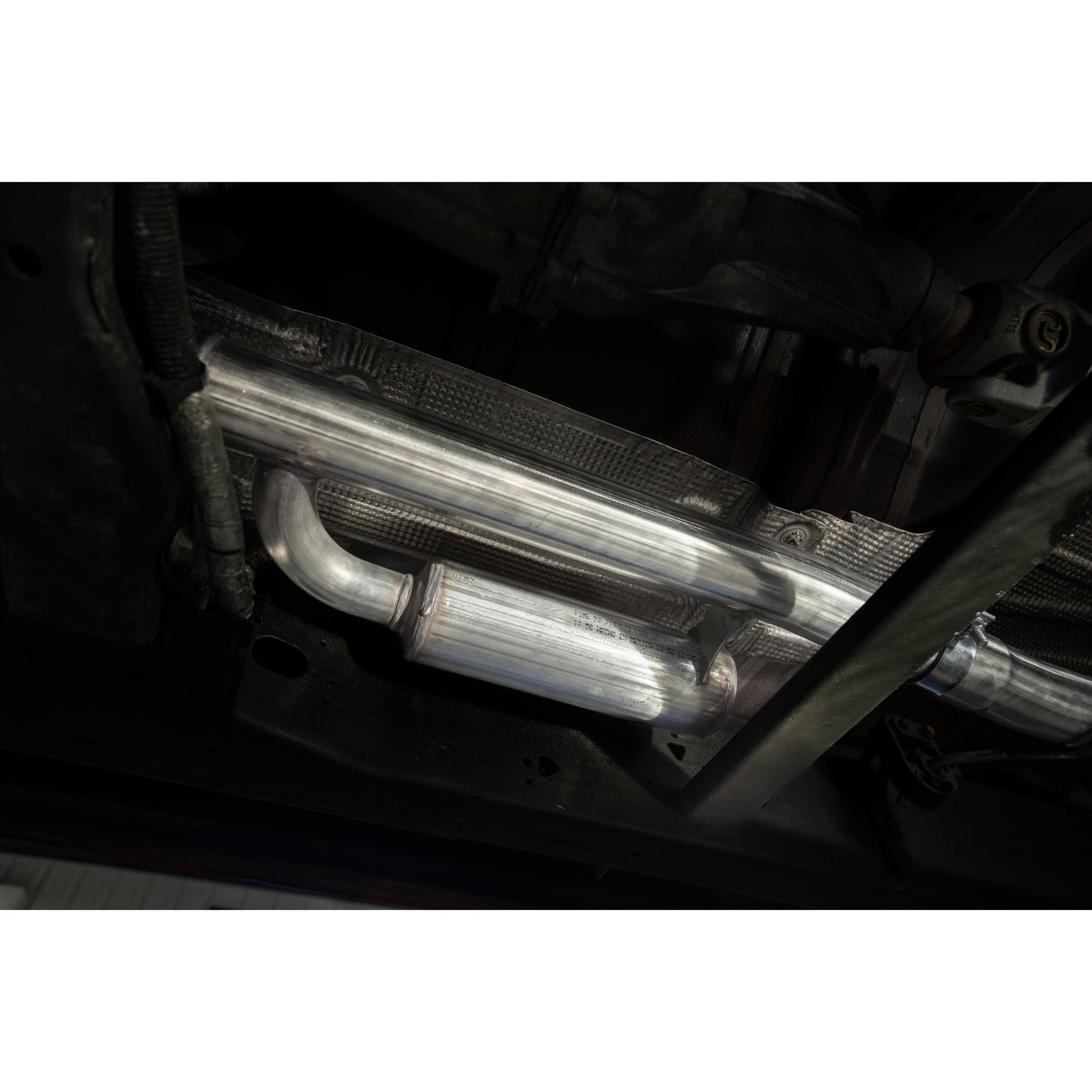 MBRP | 2019-up Silverado/Sierra 1500 2.7L Armor Lite Aluminized Steel 3 Inch Cat-Back, 2.5 Inch Dual Split Rear Exit  | S5021AL