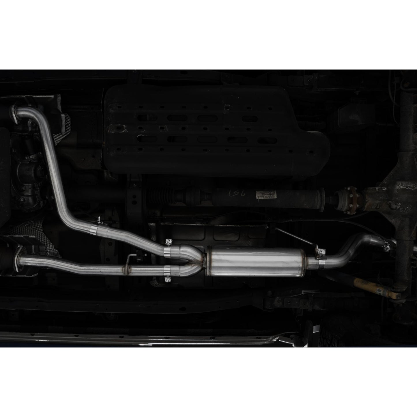 MBRP | 2022-Up Nissan Frontier 3.8L Aluminized Steel 2.5 Inch Cat-Back 3 Inch Single Rear Exit Armor Lite Series  | S5407AL