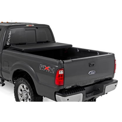 ROUGH COUNTRY Hard Low Profile Bed Cover | 6'10" Bed | Ford F-250/F-350 Super Duty (99-16) | 47214651B