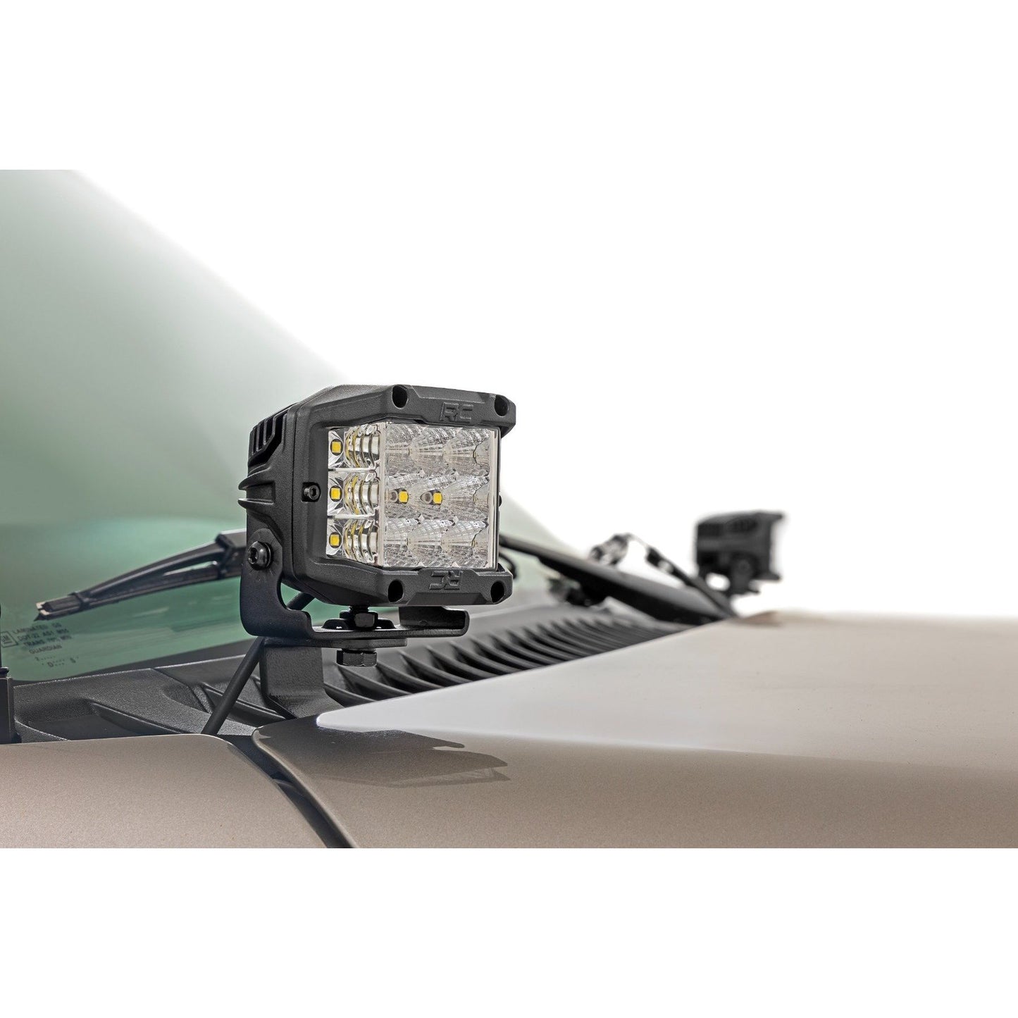 ROUGH COUNTRY LED Light Kit | Ditch Mount | Black Series Round | 3.5 Inch | Amber DRL | Chevy 1500 (99-06) | 82286