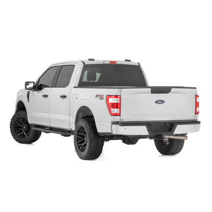 ROUGH COUNTRY OV2 Running Boards | Side Step Bars | Crew Cab | Ford F-150/Lightning/F-250/F-350 (15-25) | 14011