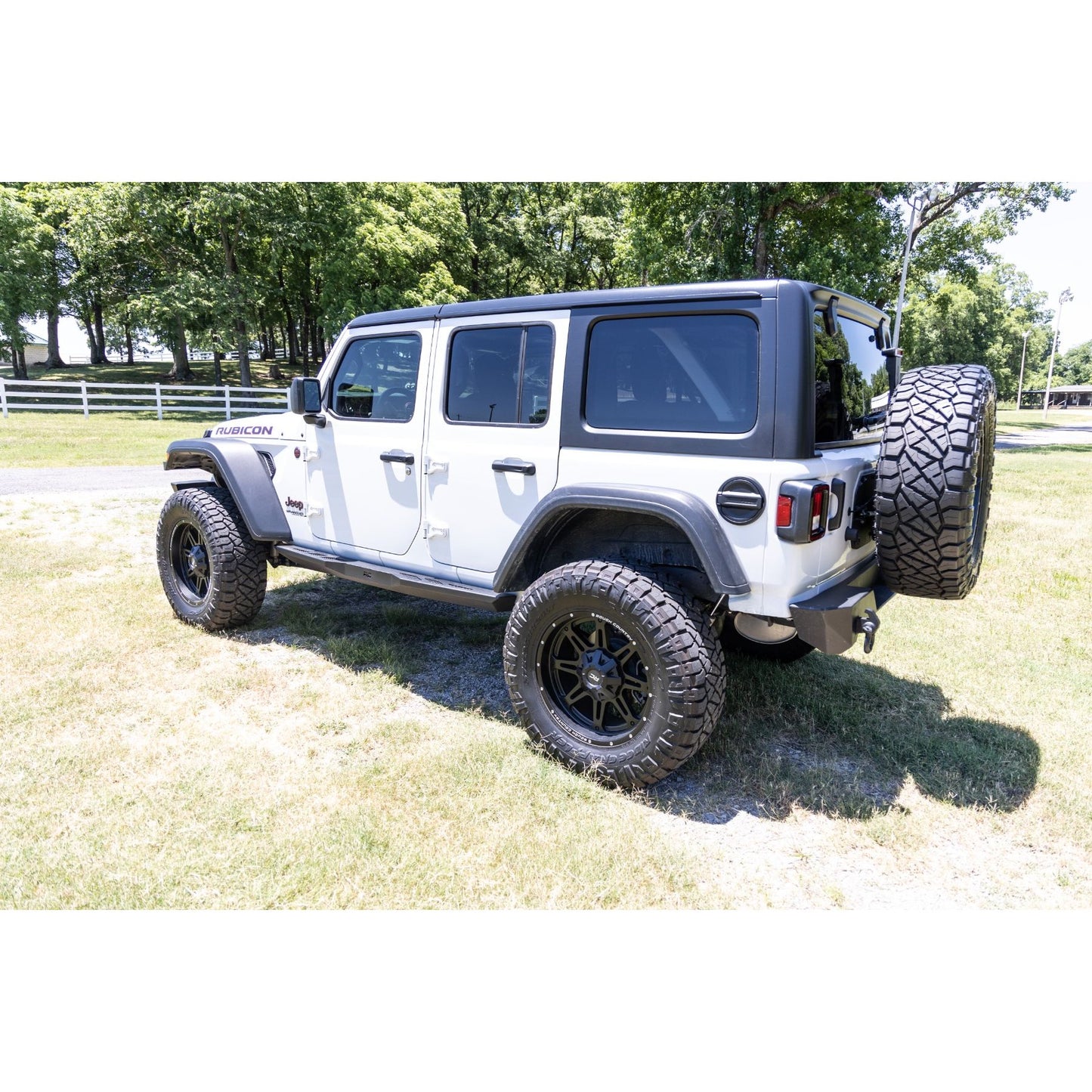 ROUGH COUNTRY 3.5 Inch Lift Kit | C/A Drop | FR D/S | M1R | Jeep Wrangler Unlimited 4WD (24-25) | 94044