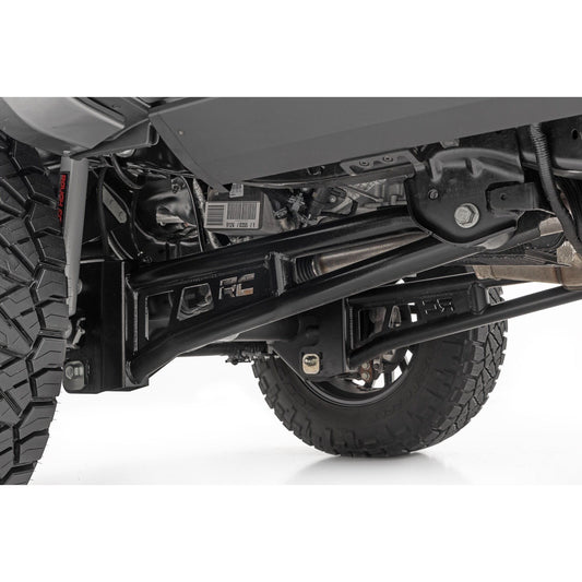 ROUGH COUNTRY Radius Arm Upgrade | Ford F-250/F-350 Super Duty 4WD (2023-2025) | 43701A