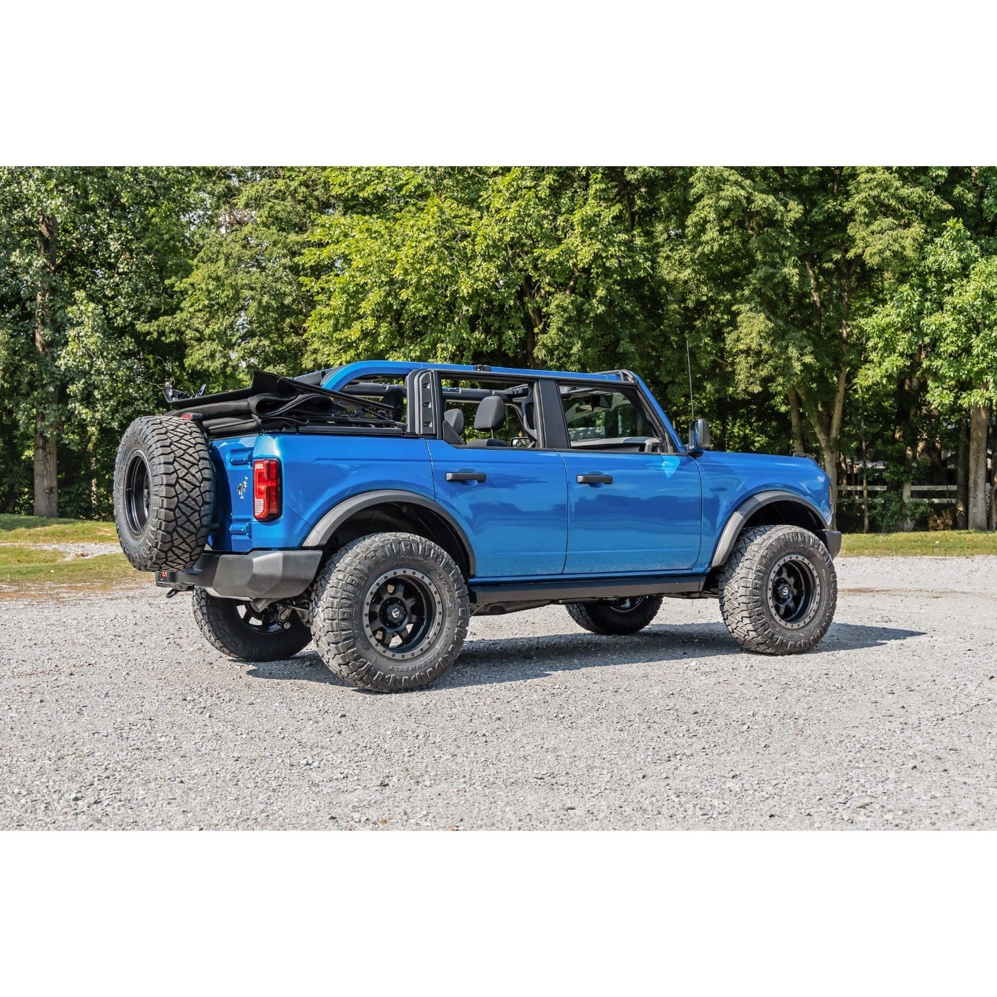 ROUGH COUNTRY 2 Inch Lift Kit | Ford Bronco 4WD (2021-2025) | 40400