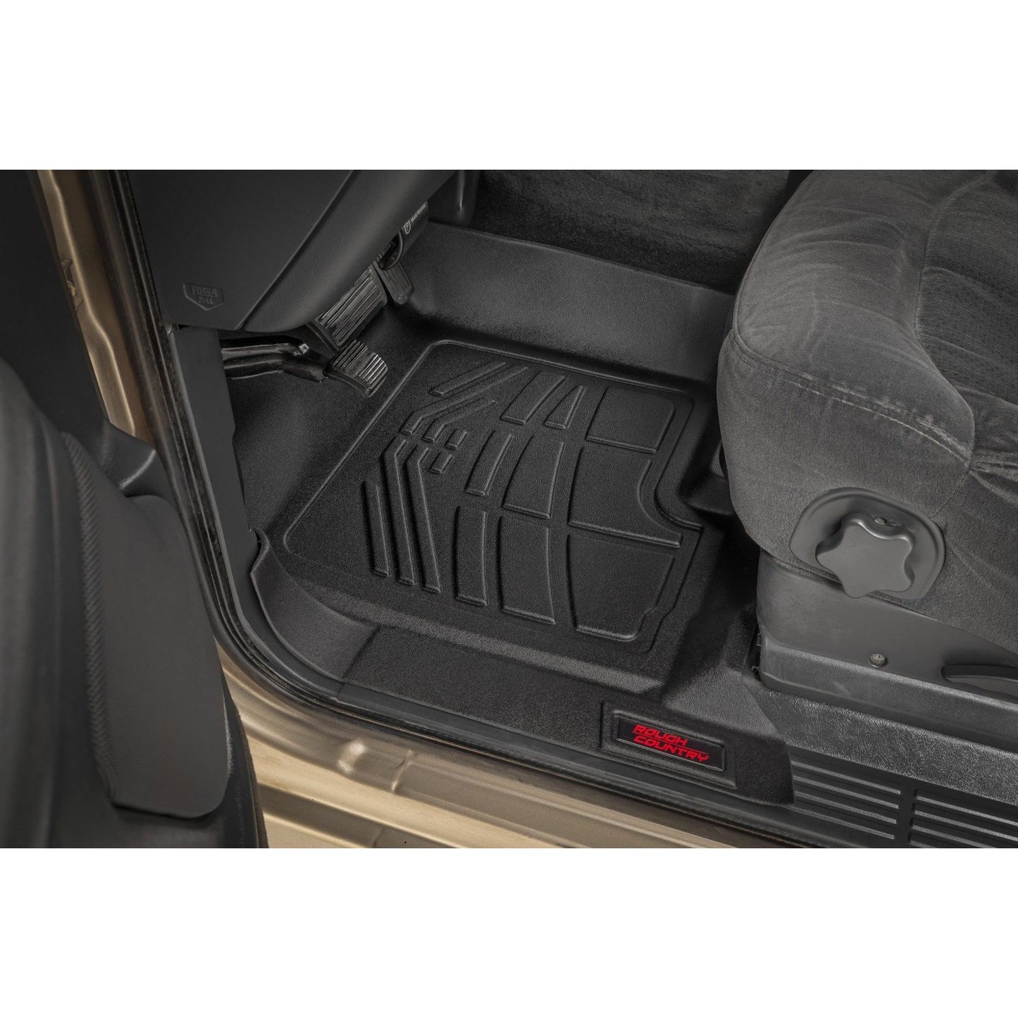 ROUGH COUNTRY Sure-Fit Floor Mats | FR & RR | Chevy/GMC 1500 (99-06 & Classic) | SM29912A