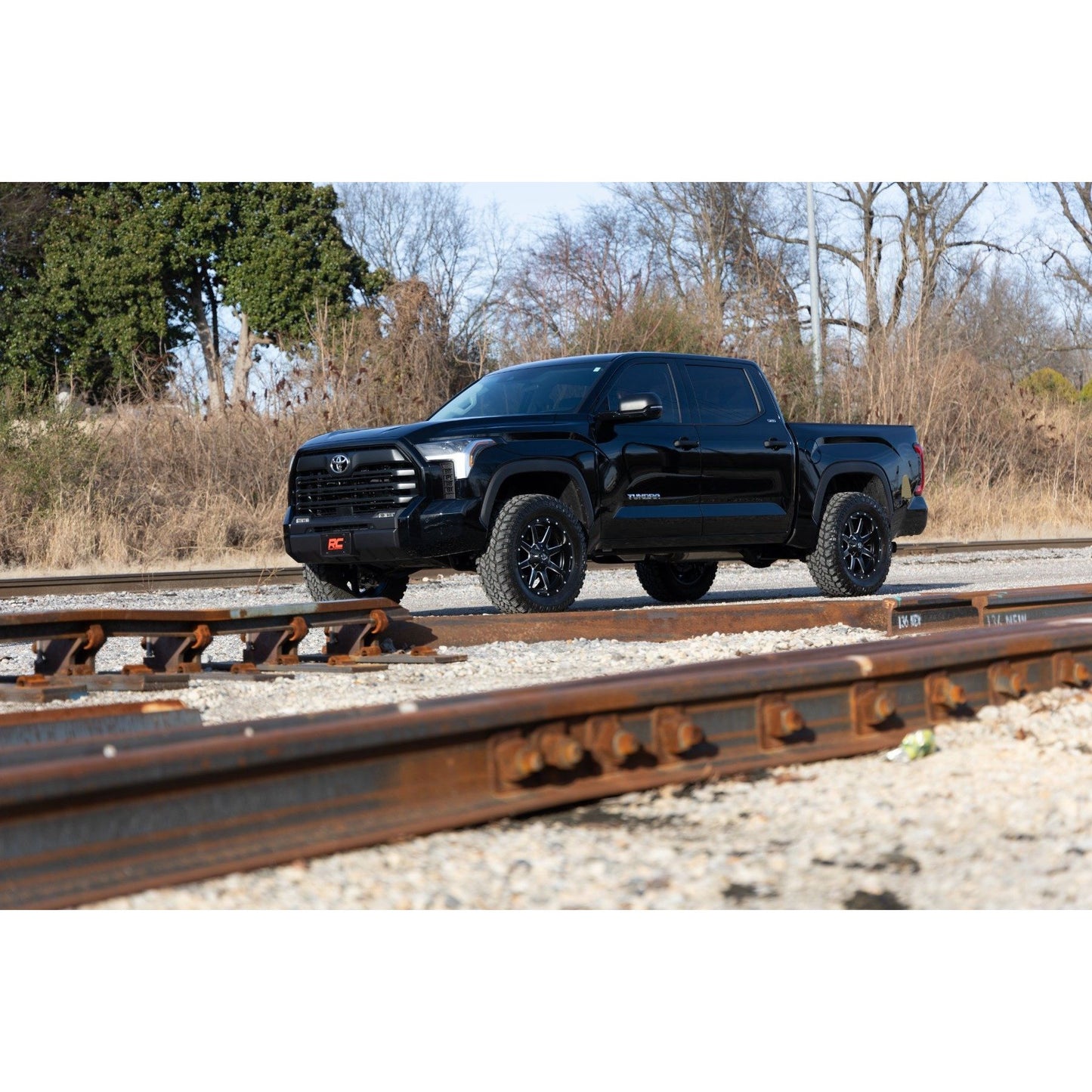 ROUGH COUNTRY 1.75 Inch Leveling Kit | Toyota Tundra 2WD/4WD (2022-2025) | 88000_A