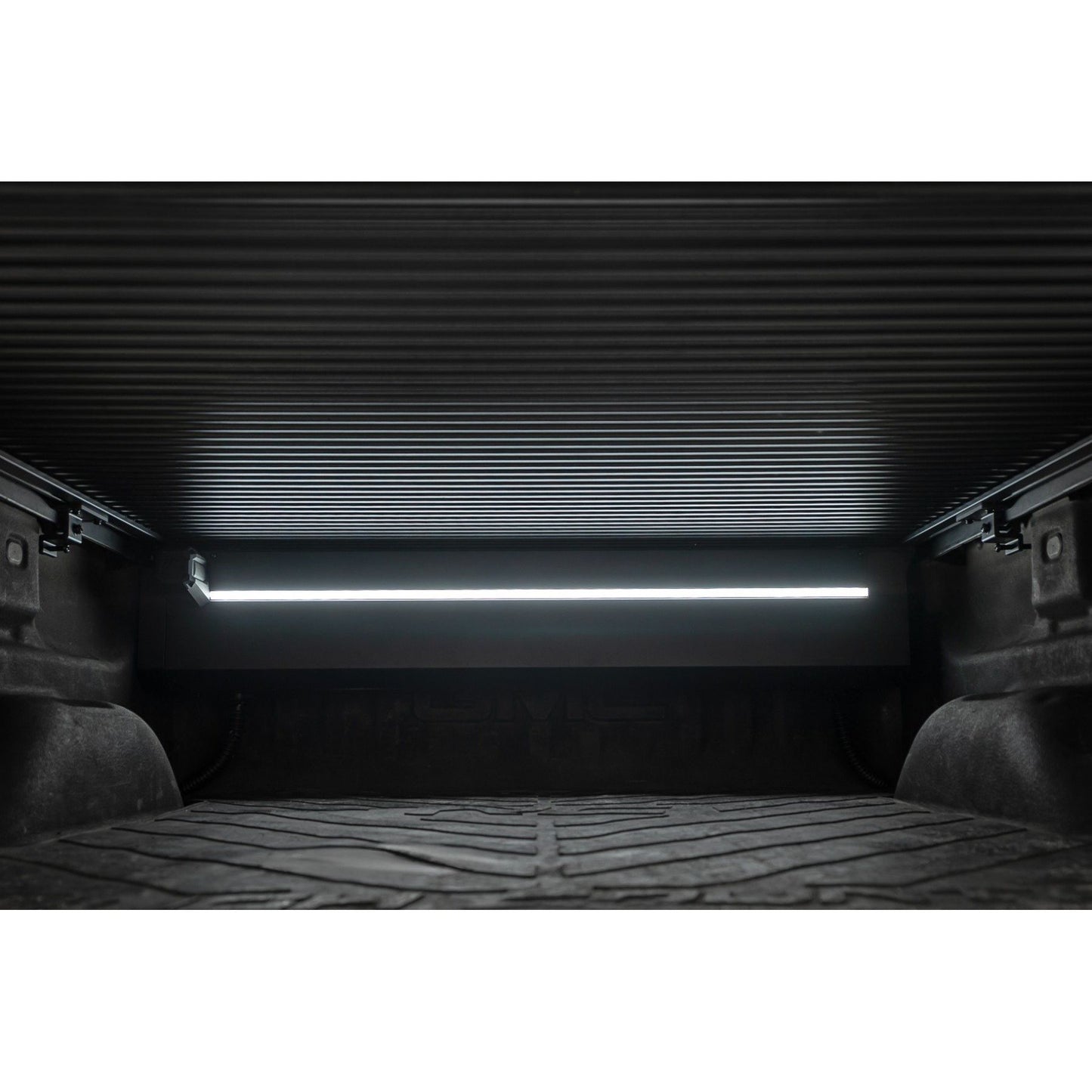 ROUGH COUNTRY Powered Retractable Bed Cover | 5'9" Bed | GM 1500 (14-18) / 2500 (14-19) | 51214550