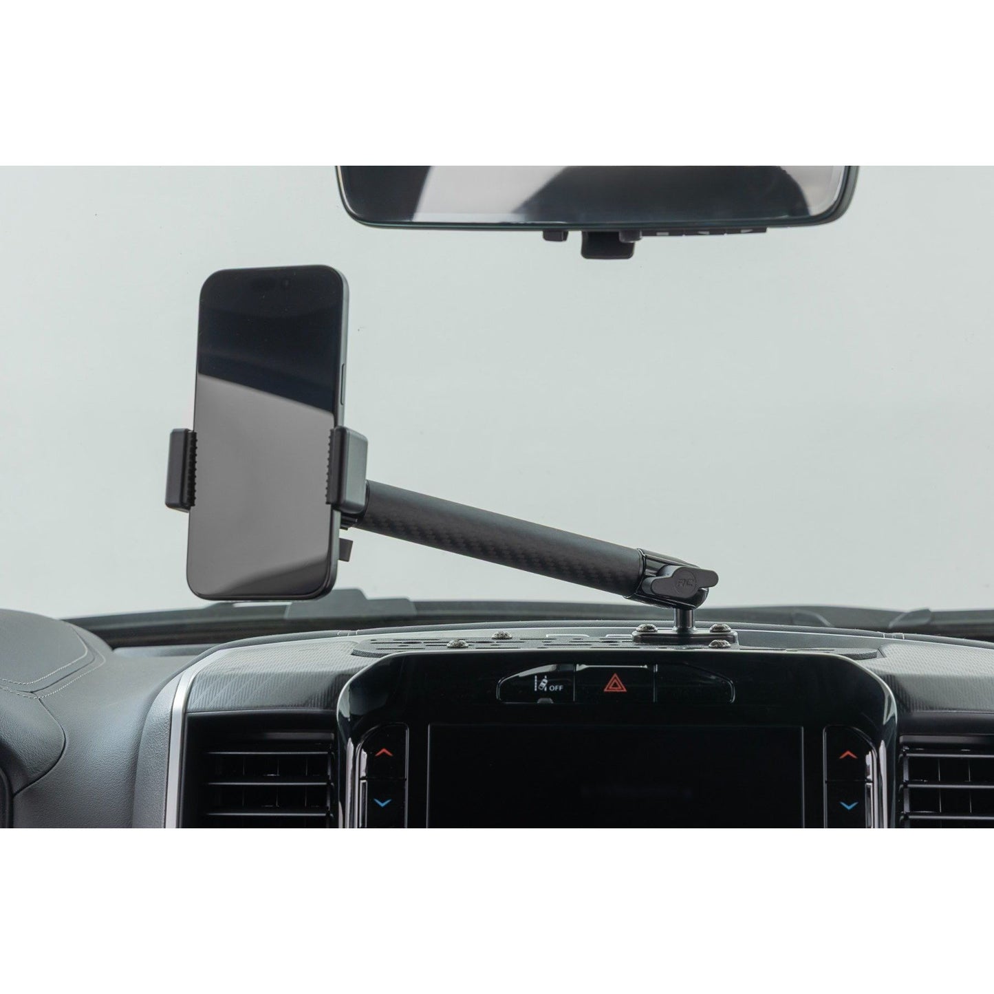 ROUGH COUNTRY Dash Mount | 8" Non-Mag Safe Mount Kit | 8in Screen | Ram 1500 4WD (2019-2024) | 33000