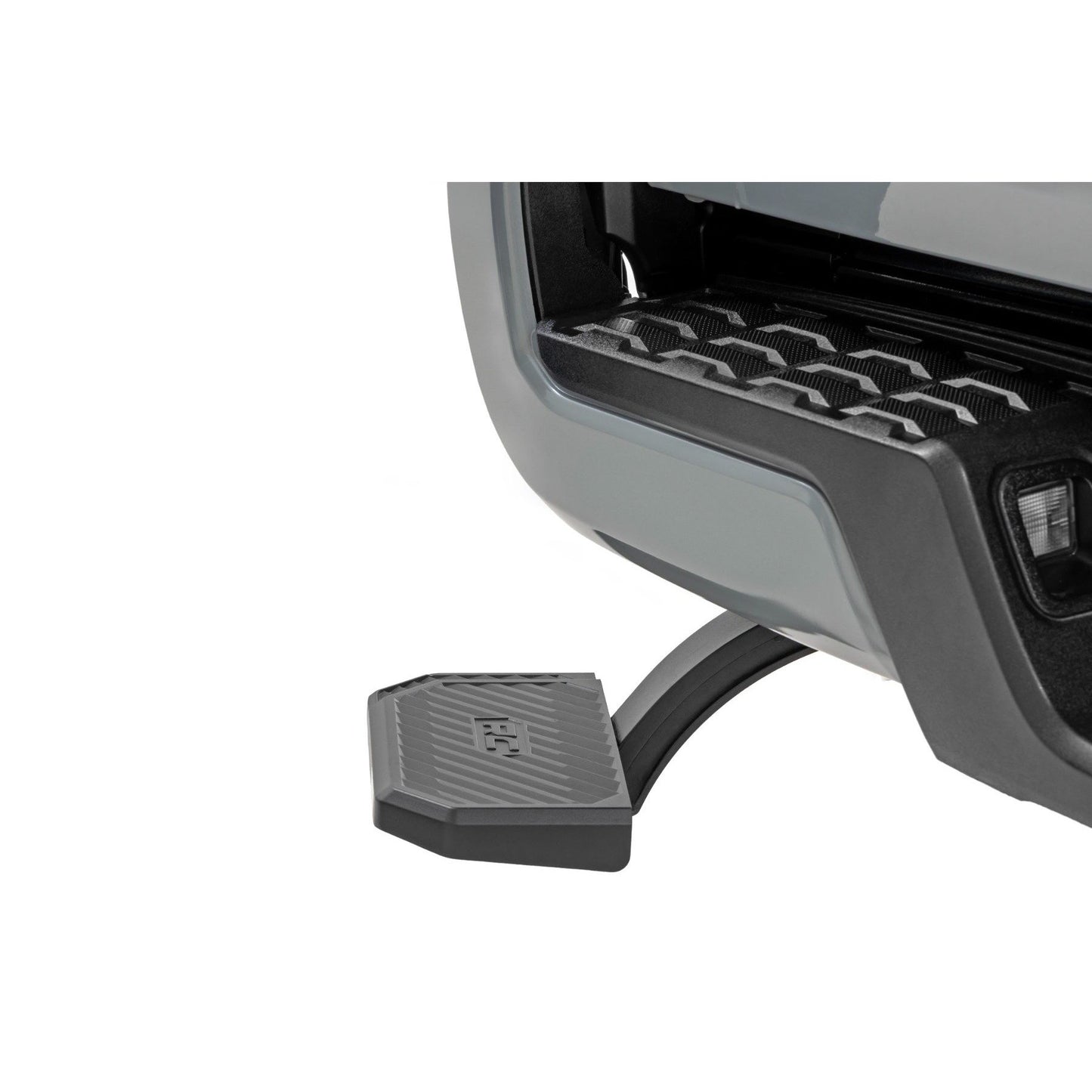 ROUGH COUNTRY Retractable Bed Step | Manual Pull | Toyota Tacoma 2WD/4WD (2016-2023) | PW049818