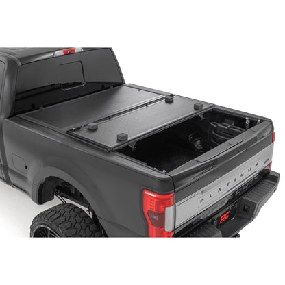 ROUGH COUNTRY Hard Low Profile Bed Cover | 6'10" Bed | Ford F-250/F-350 Super Duty (17-26) | 47220651B