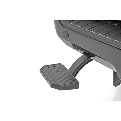 ROUGH COUNTRY Retractable Bed Step | Manual Pull | Ford F-250/F-350 Super Duty (17-22) | PW049815