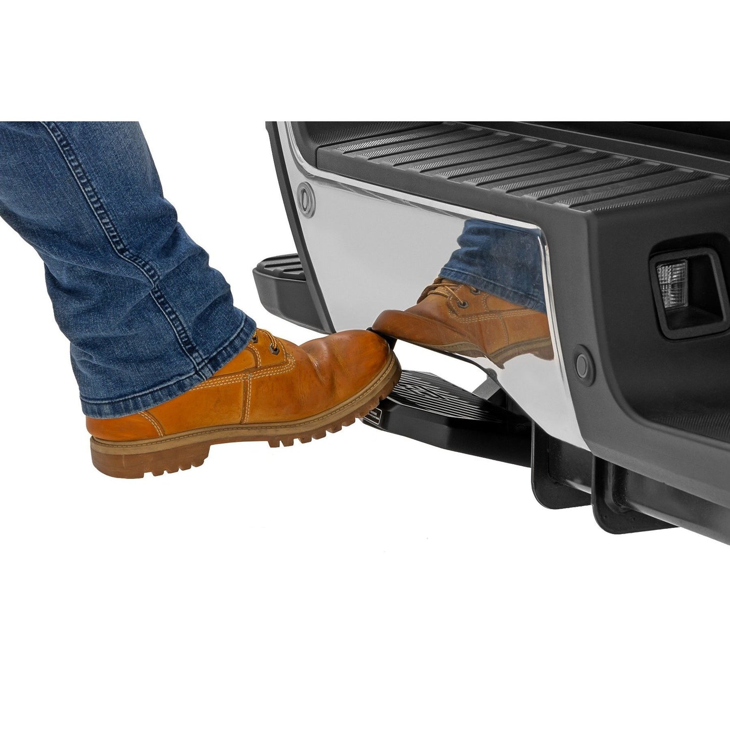 ROUGH COUNTRY Retractable Bed Step | Manual Pull | Ford F-250/F-350 Super Duty (23-26) | PW051579