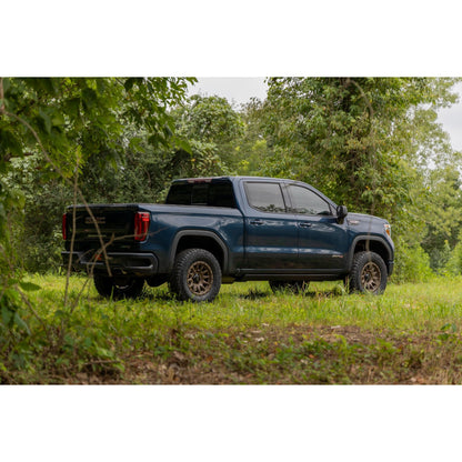 ROUGH COUNTRY 3.5 Inch Lift Kit | Mono Leaf Rear | N3 Struts | GMC Sierra 1500 2WD/4WD (2019-2025 & Classic) | 28831RED