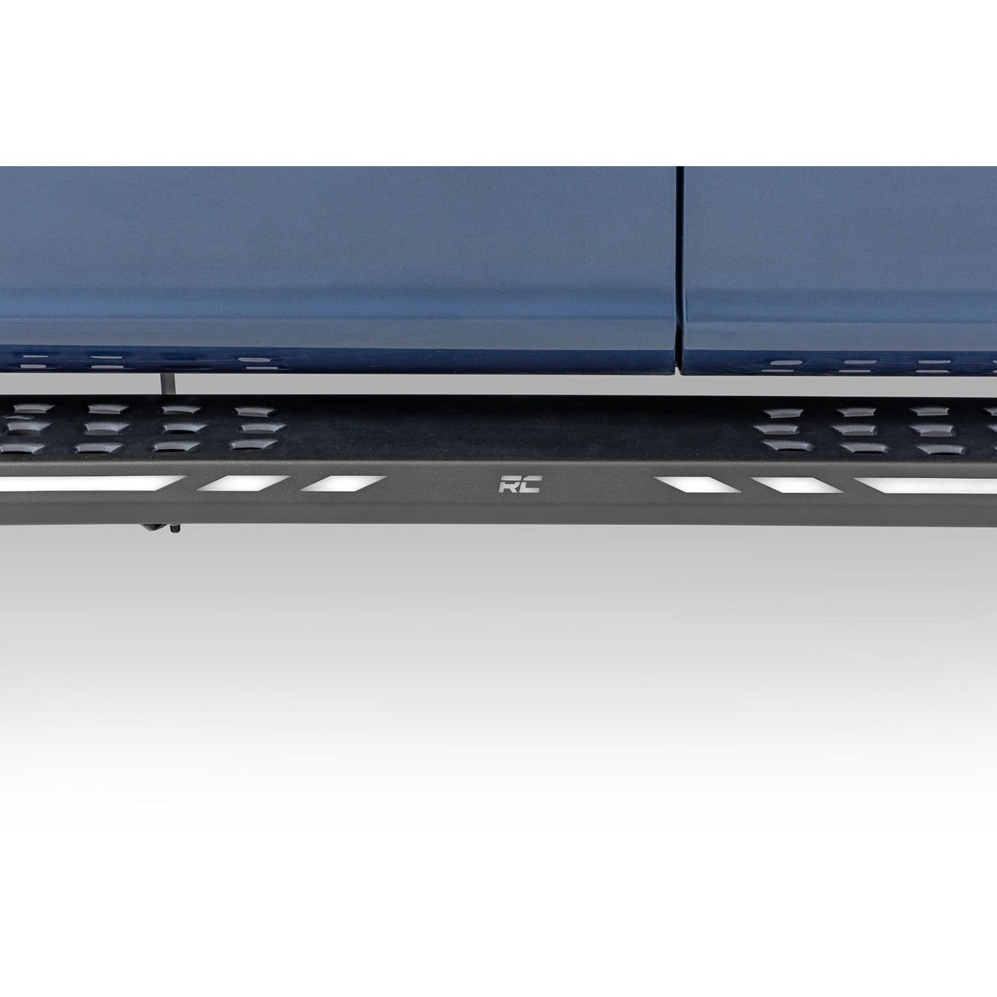 ROUGH COUNTRY AC2 Running Boards | Amber/White | Crew Cab | Ford F-150/Lightning/F-250/F-350/Raptor (15-25) | 57005