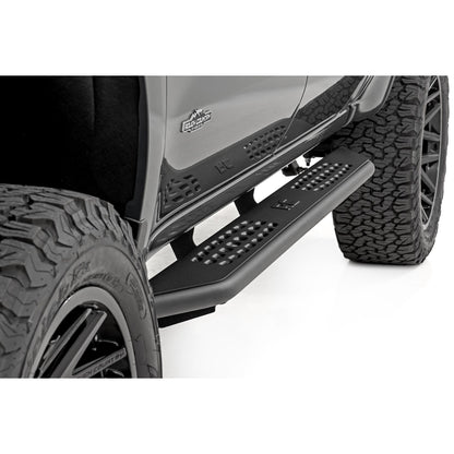 ROUGH COUNTRY OV2 Running Boards | Side Step Bars | Crew Cab | Chevy/GMC 1500/2500HD (19-26 & Refresh) | 14009