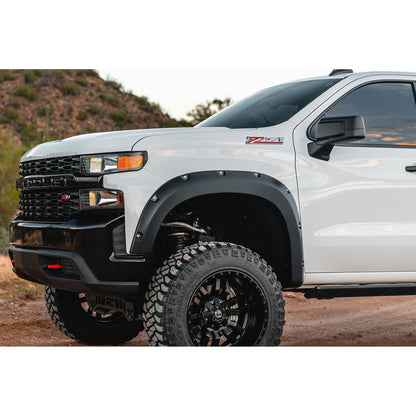 ROUGH COUNTRY Pocket Fender Flares | GAZ Summit White | Chevy Silverado 1500 2WD/4WD (22-26) | F-C12211-GAZ