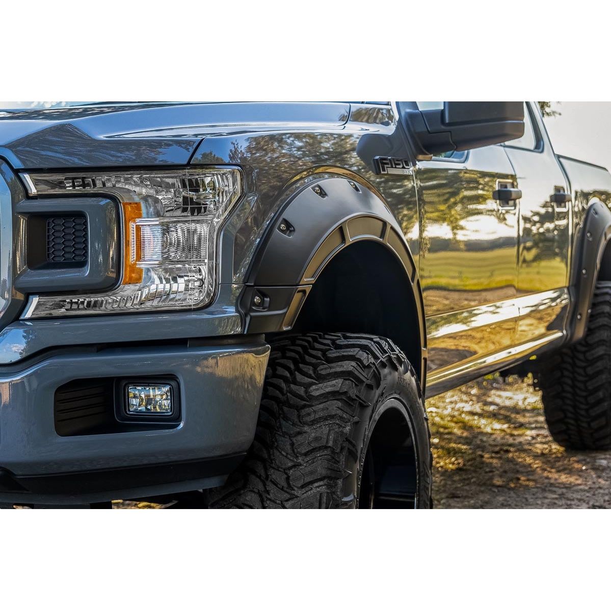 ROUGH COUNTRY Fender Flares | Defender | UX Ingot Silver Metallic | Ford F-150 (15-20) | A-F11811-UX