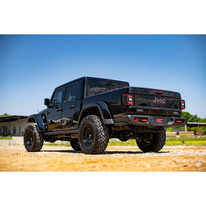 Rough Country V2 Monotube 2.5 Inch Leveling Kit I 78470