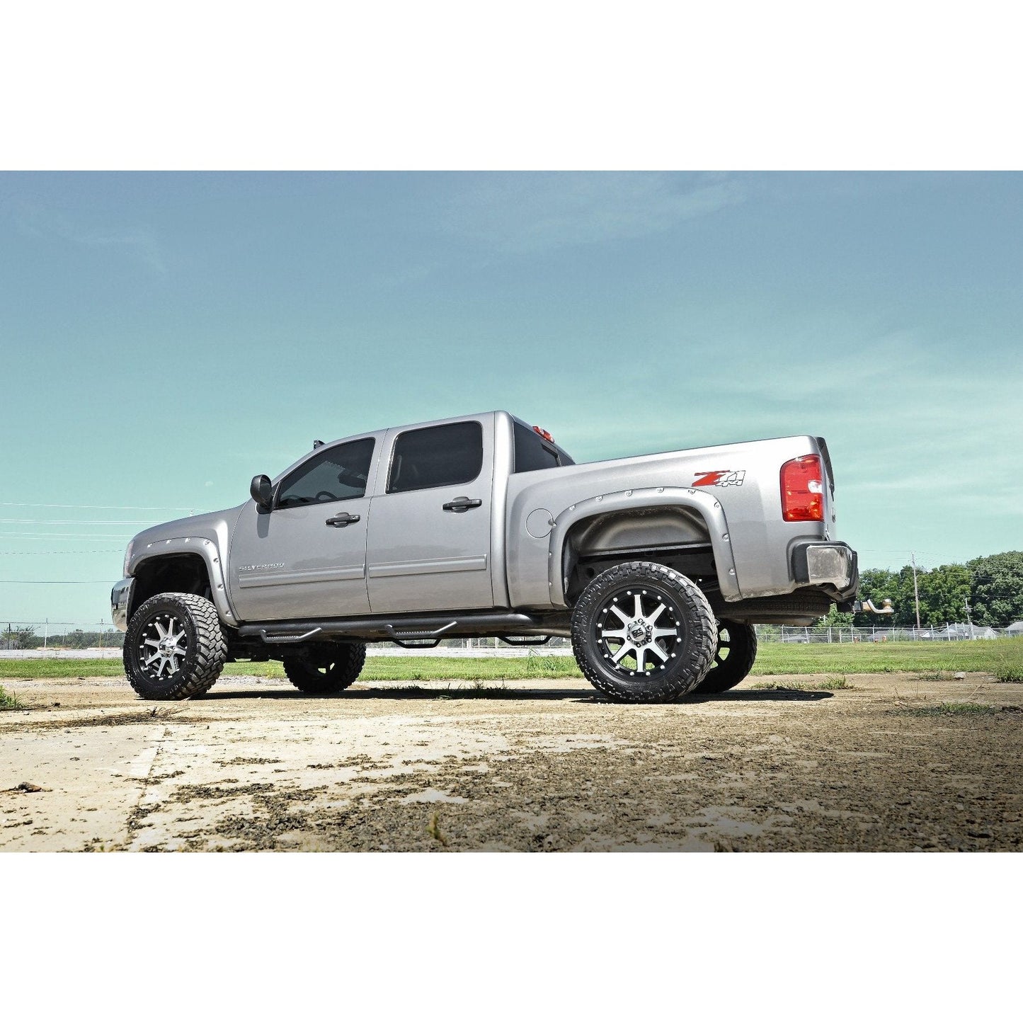 Rough Country M1 Struts w/M1 Rear Shocks 6 Inch Lift Kit I 23640