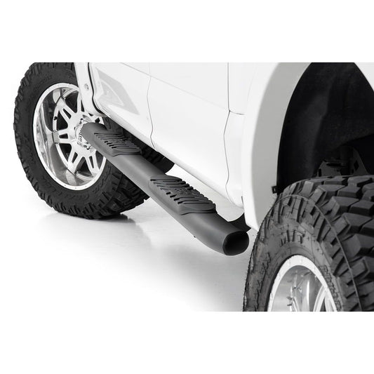 ROUGH COUNTRY Oval Nerf Step | Crew Cab | Black | Ford F-150/Lightning/F-250/F-350/Raptor (15-25) | 21005