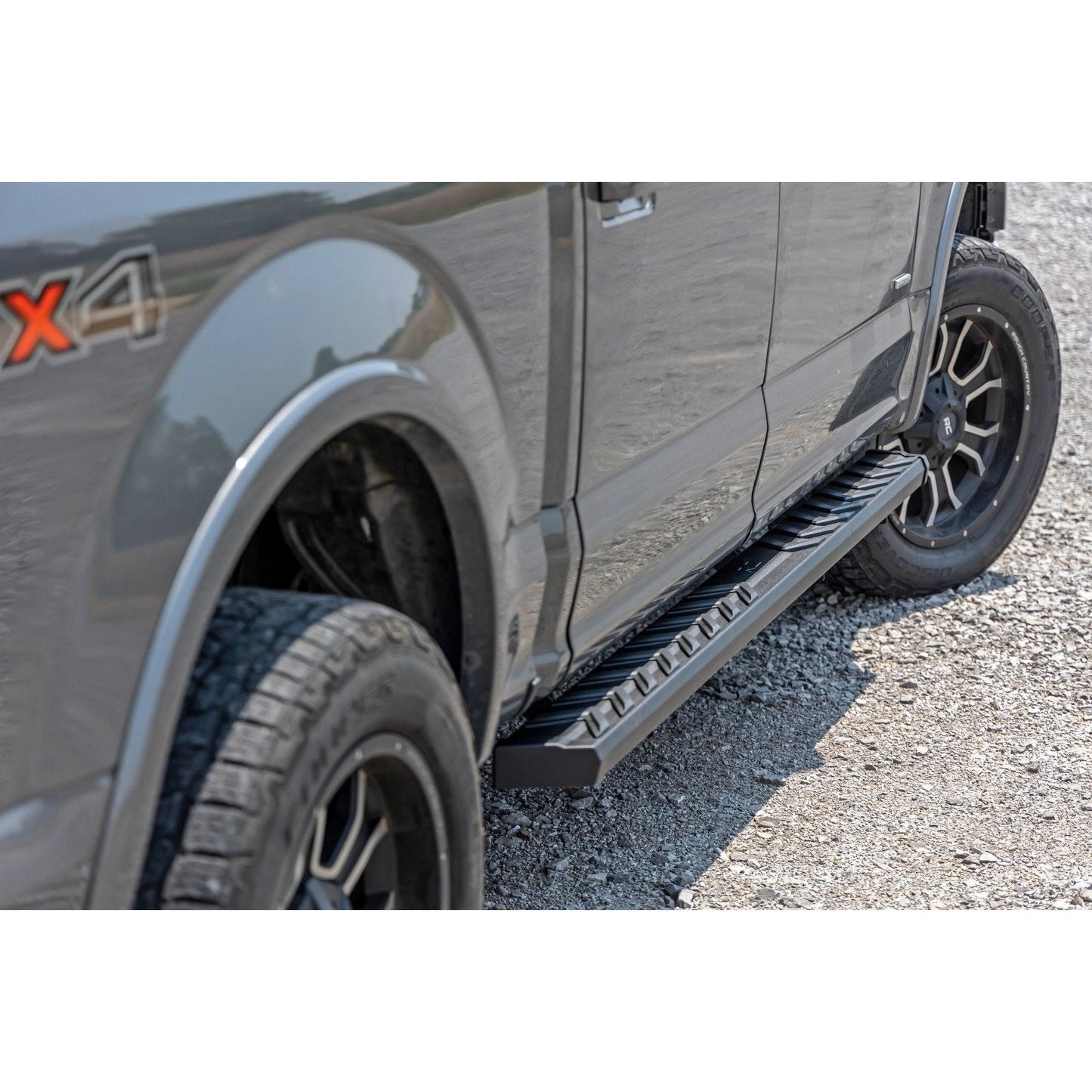 Rough Country BA2 Running Board I 41010
