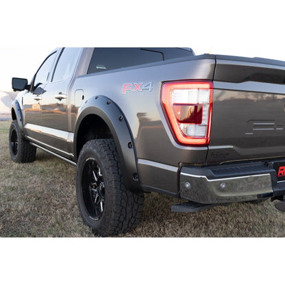 Rough Country UM | Agate Black Pocket Fender Flares I F-F20911B-UM