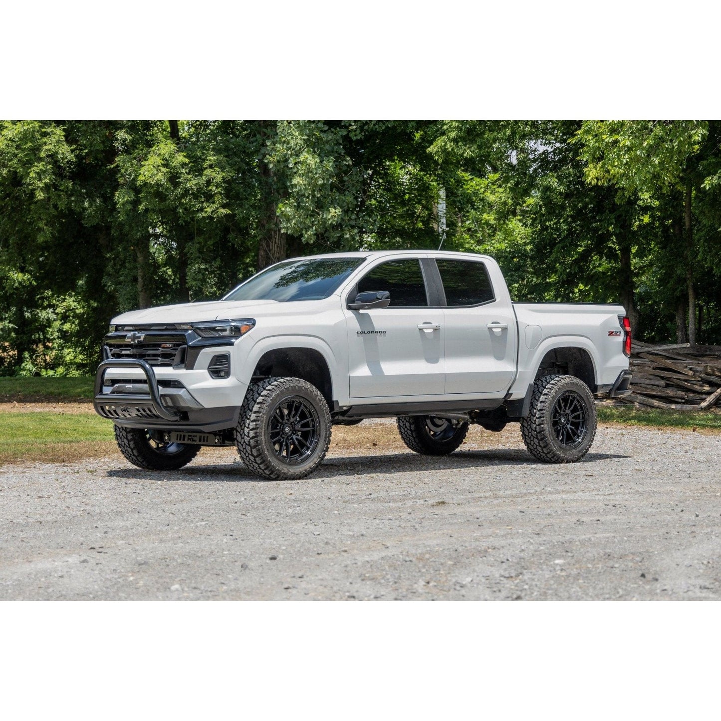 Rough Country M1 Struts w/M1 Rear Shocks 4 Inch Lift Kit I 13240