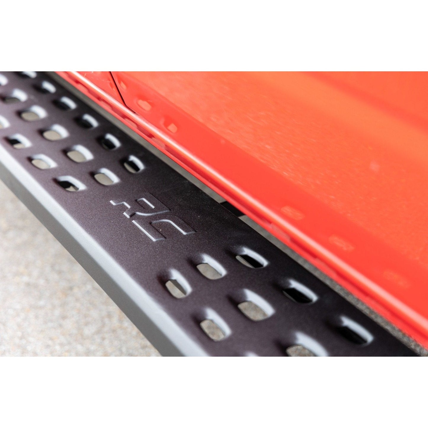 Rough Country RPT2 Running Boards I 44004