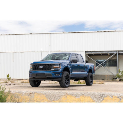 Rough Country M1 Struts w/M1 Rear Shocks 3 Inch Lift Kit I 41440