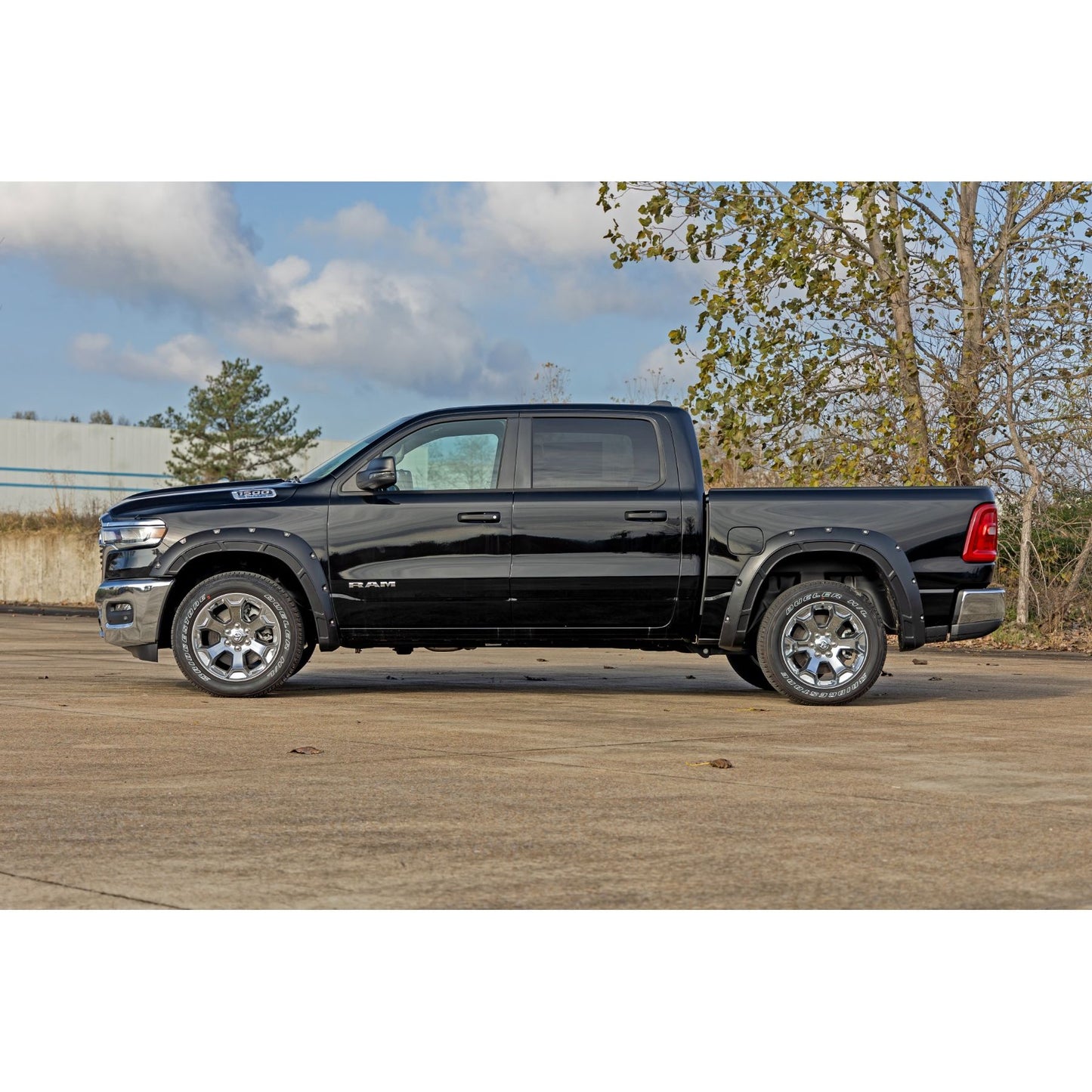 ROUGH COUNTRY Fender Flares | Defender | PXJ Diamond Black | Ram 1500 2WD/4WD (2025) | A-D319205-PXJ