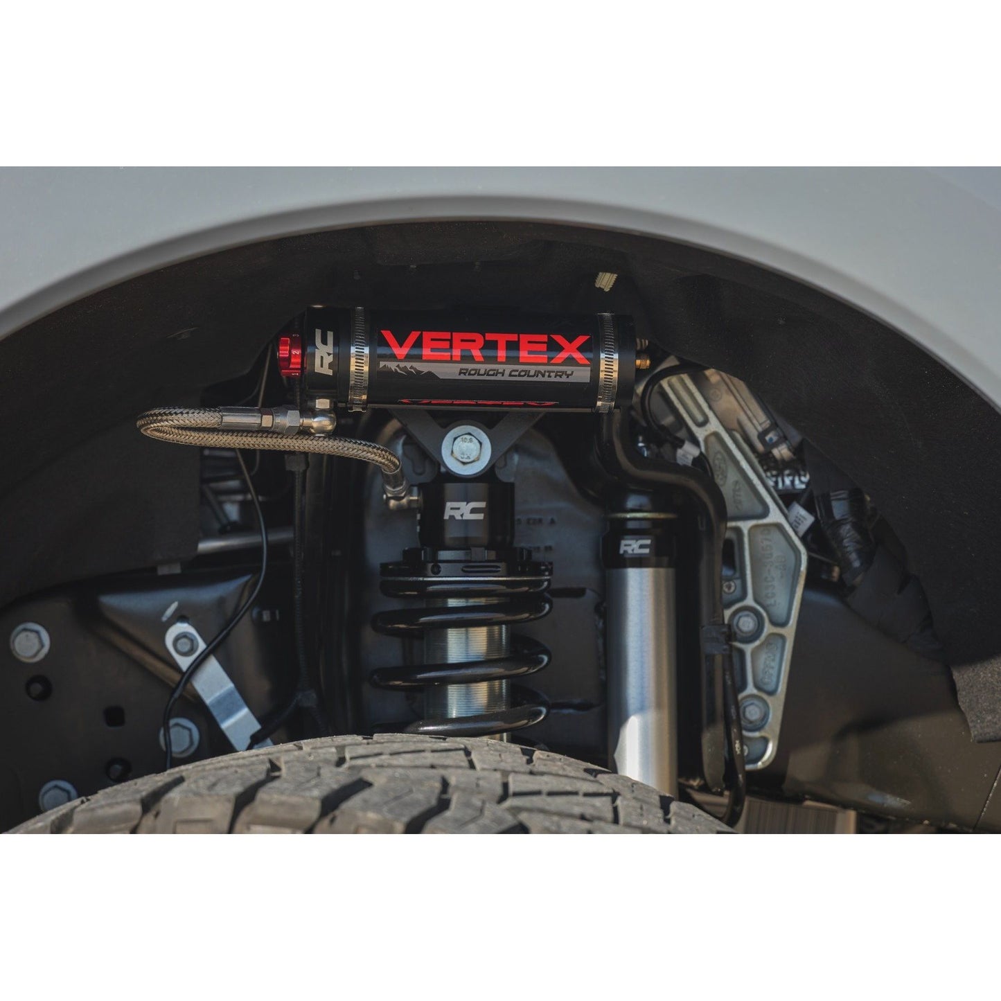 ROUGH COUNTRY 6 Inch Lift | R/A | C/O V2 | Ford F-250/F-350 Super Duty 4WD (2023-2025) | 400458