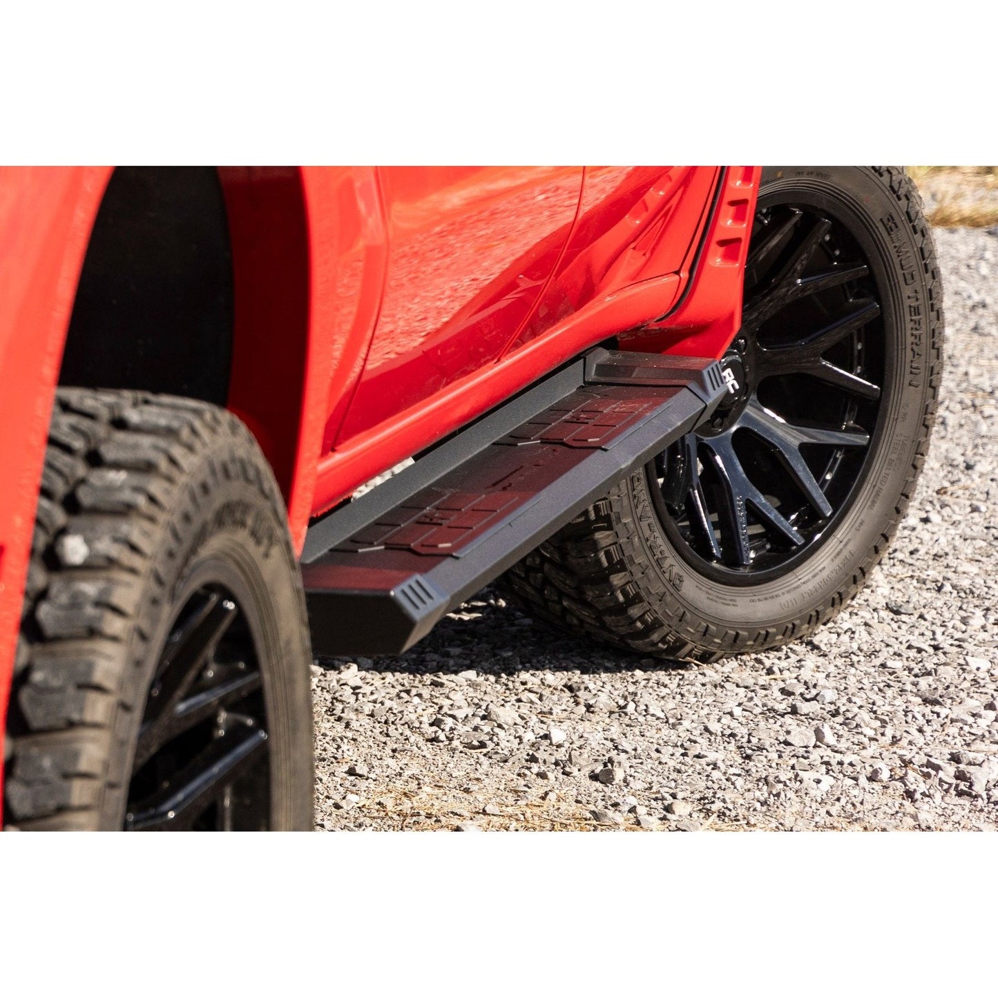 Rough Country HD2 Aluminum Running Boards I SRB01900B