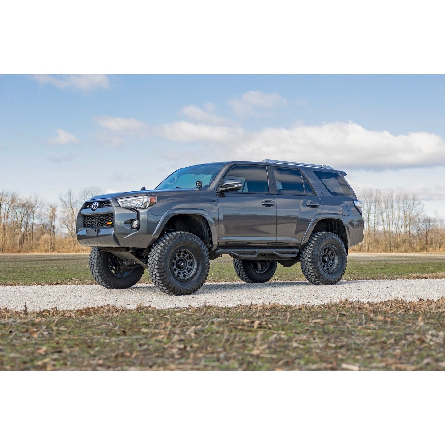 Rough Country M1 Struts w/M1 Rear Shocks 6 Inch Lift Kit I 73840